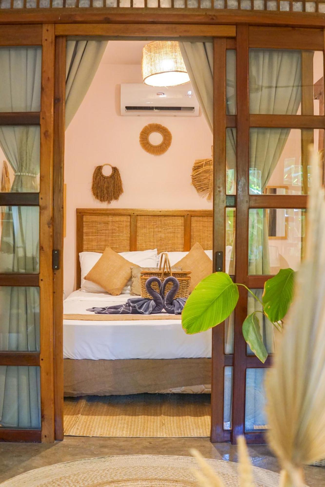 Greenhouse Siargao Roadside Boutique Apartments General Luna  Exteriör bild
