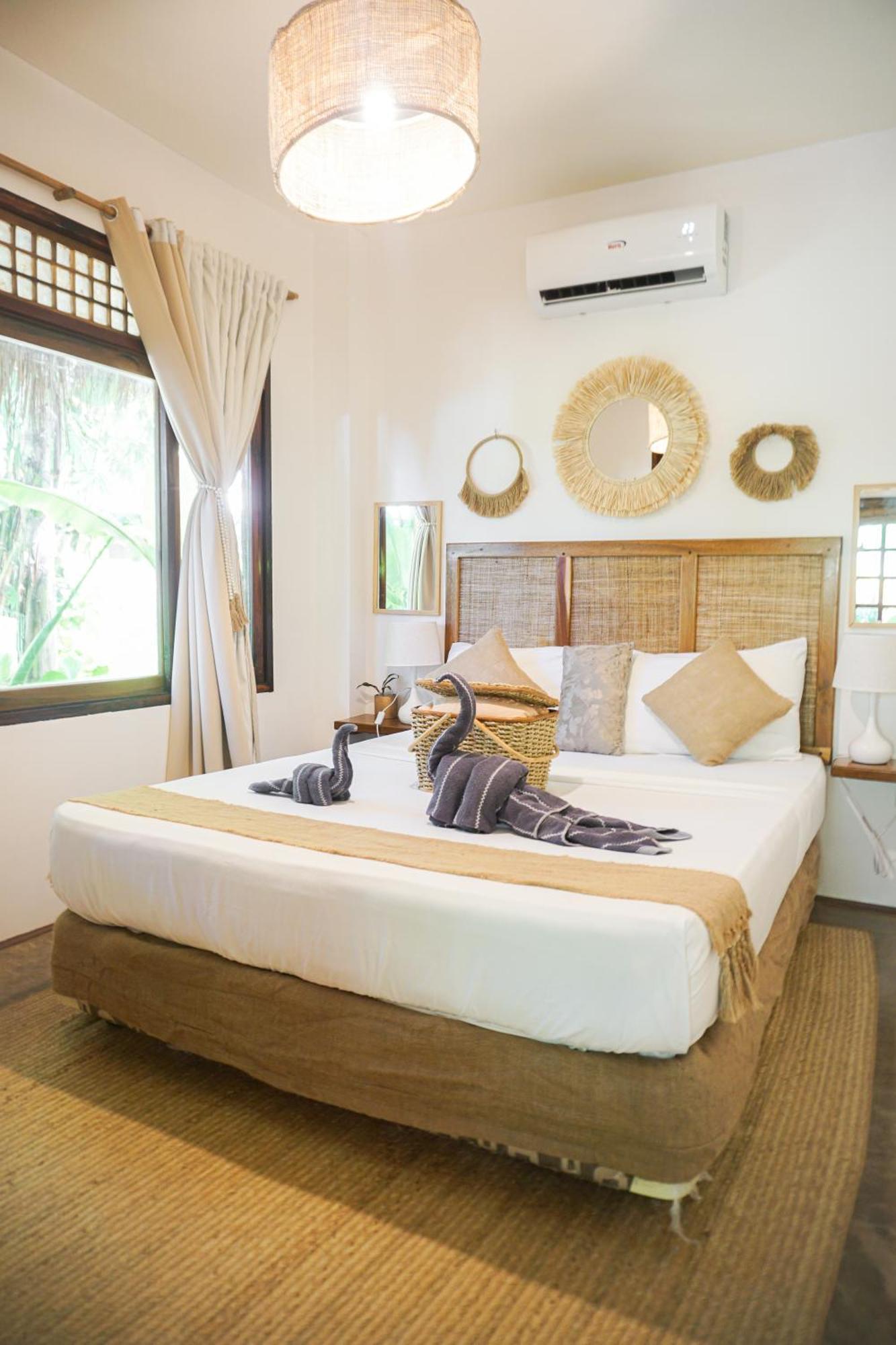 Greenhouse Siargao Roadside Boutique Apartments General Luna  Exteriör bild